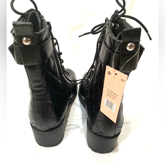 SOLD!! ✌️👋Juicy Couture “Opal” Quilted Combat Boots - Picture 3 of 4
